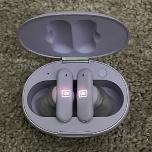 UE ear buds